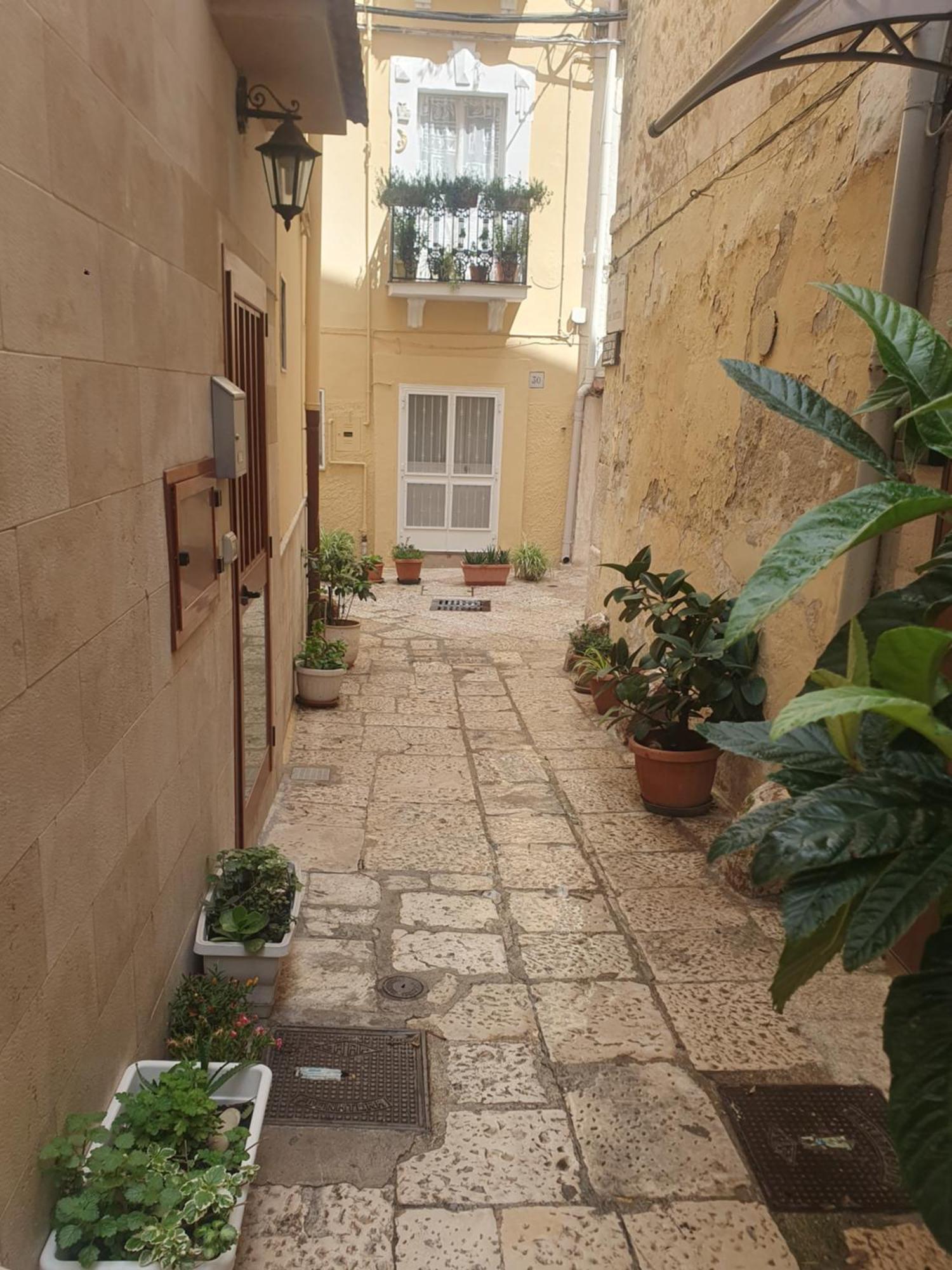 בארי Corte Del Dattilo Nel Borgo Antico מראה חיצוני תמונה